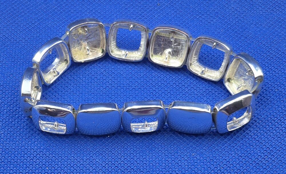 Vintage MONET Modernist Silvertone Square Link Stretch Bracelet 8"